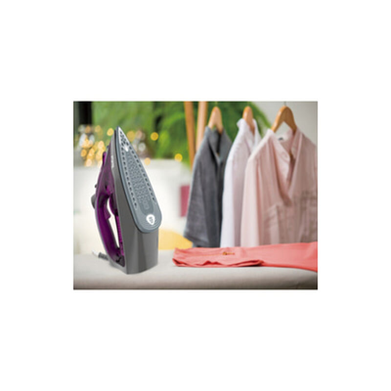 TEFAL Steam Iron Express Steam FV2843-image 2